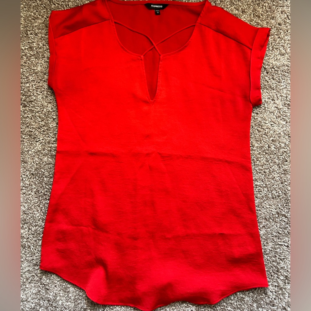 Express Top - Picture 2 of 5